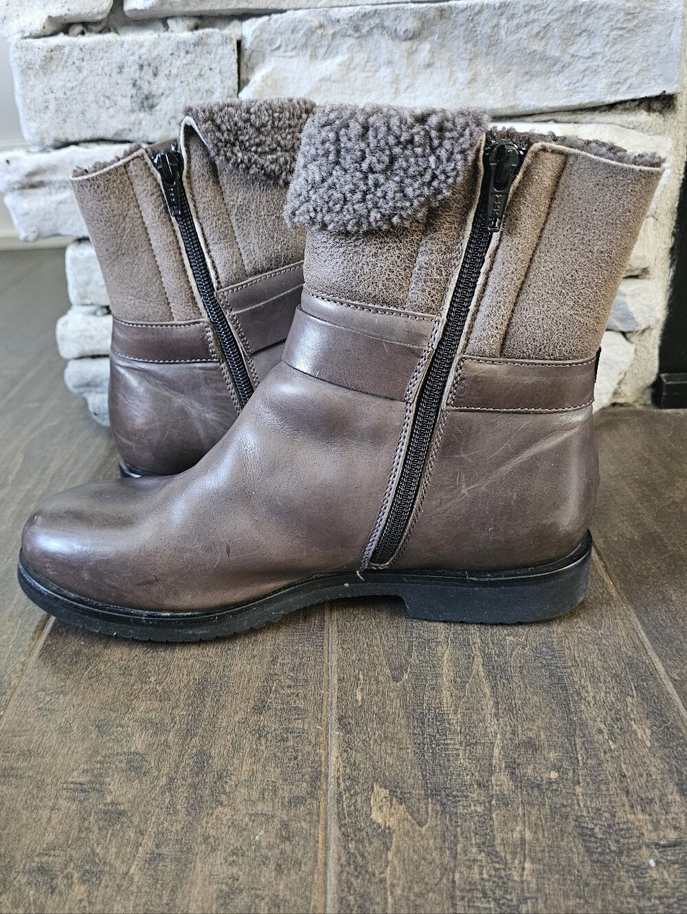 Beautiful Attilio Giusti Leombruni (AGL) Shearling Foldover Ankle Boot - Sz 6.5 - Picture 13 of 14